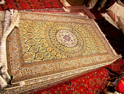 تصویر 4 از فروش قالیچه دستباف قدیمی + قیمت خرید به صرفه